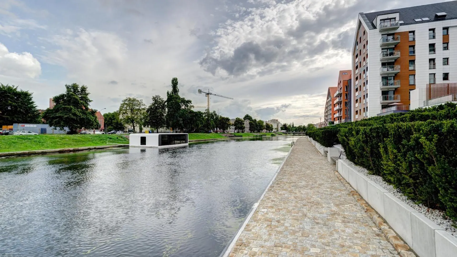 Dom Na Wodzie - Flohotel Gdansk Poland